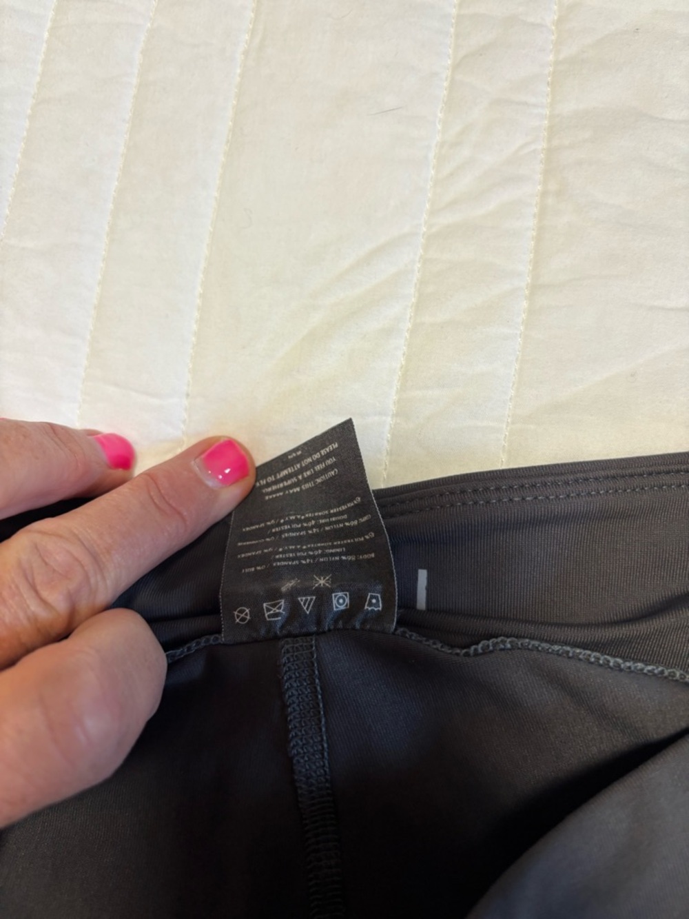 NoBull Women’s 2” Fitted Shorts - Dark Shadow Gray Size Small - Picture 8 of 11